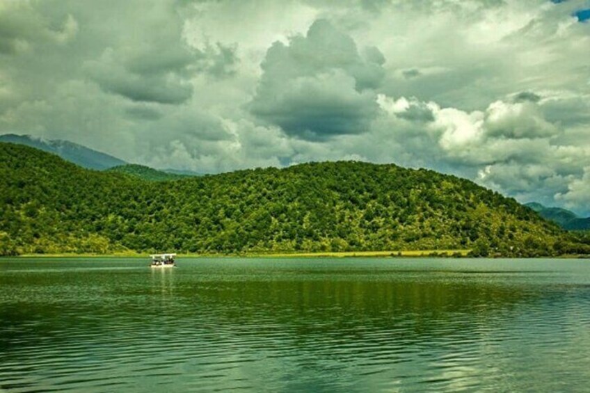 Nohur Lake