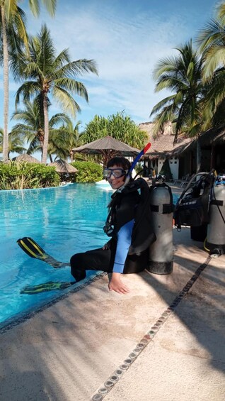 Picture 2 for Activity Ixtapa: Scuba Diver Course