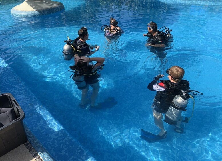 Picture 1 for Activity Ixtapa: Scuba Diver Course