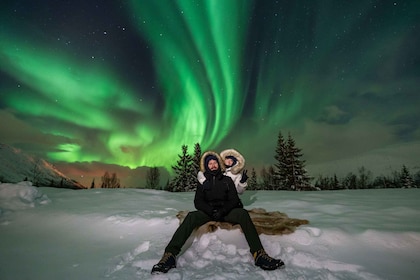 Tromsø: Northern Lights Tour with Professional Photographer