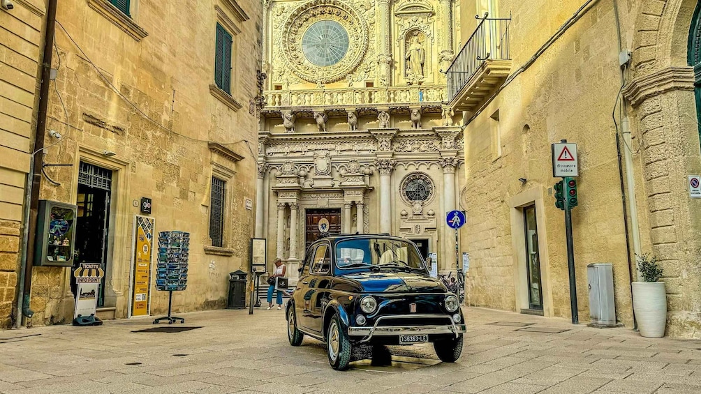 Lecce: Tour aboard a legendary vintage FIAT 500