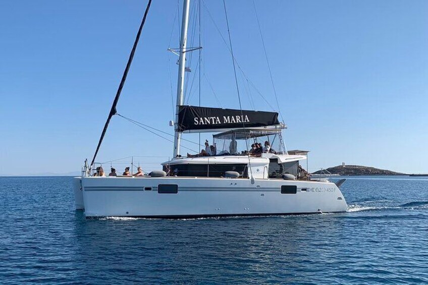 Santa Maria Catamaran Shared Cruise to Naxos or Paros with Lunch