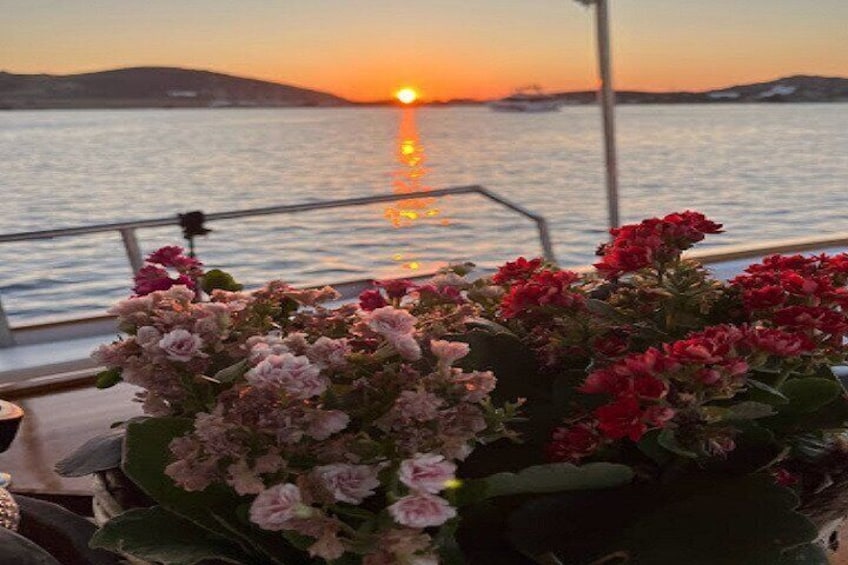 Sea Sunset Tour in the Bay of Naousa - Paros