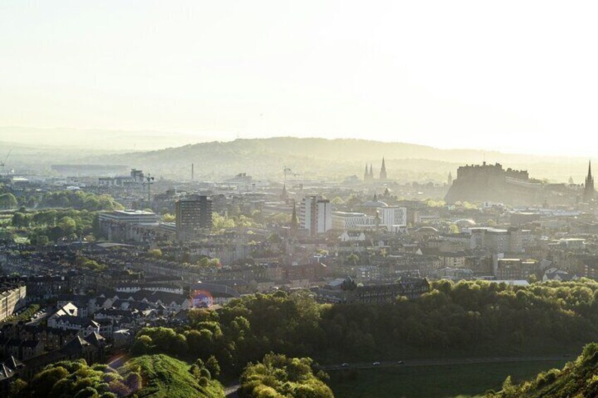 Small-Group Guided Expedition of Arthur's Seat and Holyrood Park