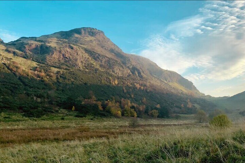 Small-Group Guided Expedition of Arthur's Seat and Holyrood Park