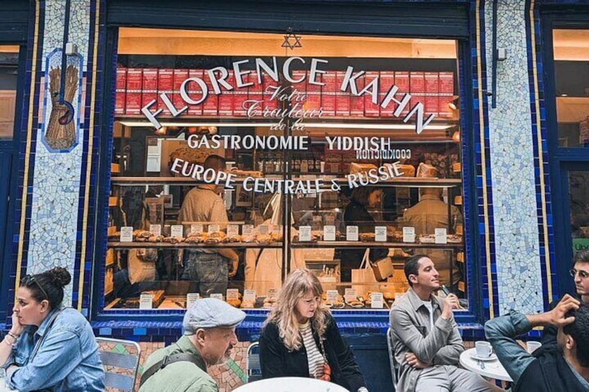 Le Marais Yiddish neighborhood par excellence with a pastry shop