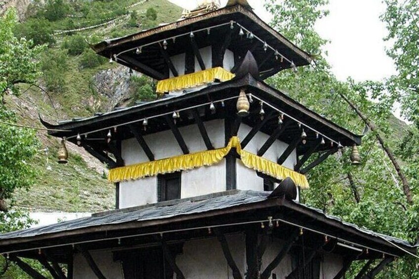 2 Days Jomsom, Kagbeni, Mukitinath, Mustang Budget Tour by Jeep