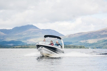 Ile Aux Cerfs & Grand Riviere Waterfall by Speed Boat with Lunch