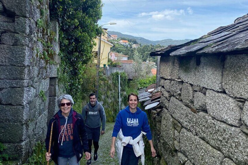 Porto: Serra do Marão Trail with Adventure and Picnic