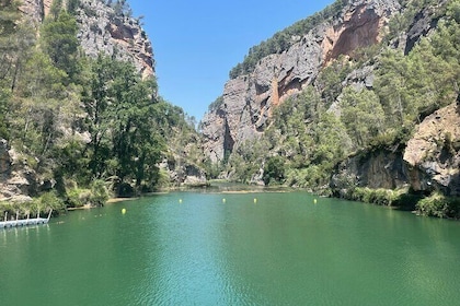 Valencia to Montanejos Rafting or Kayaking or Hiking