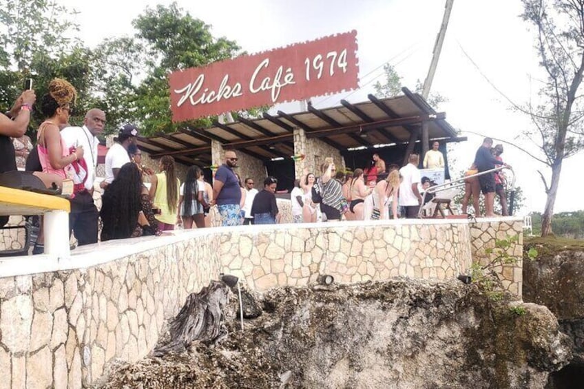 Negril 7 Mile Beach and Ricks Cafe Private Tour