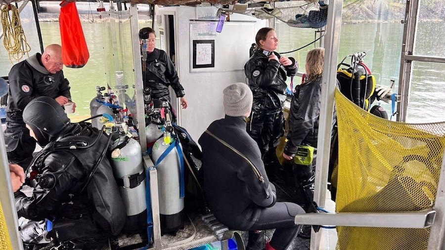 Vancouver: Scuba Dive Boat Charter