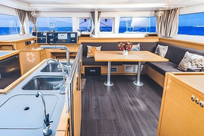 3 Hours Exclusive 45' Lagoon Catamaran Experience