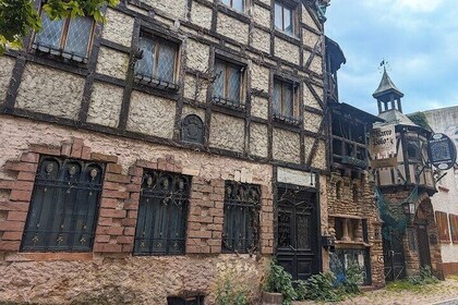 Old Sachsenhausen Secrets: Self-Guided Puzzle Walk in Frankfurt