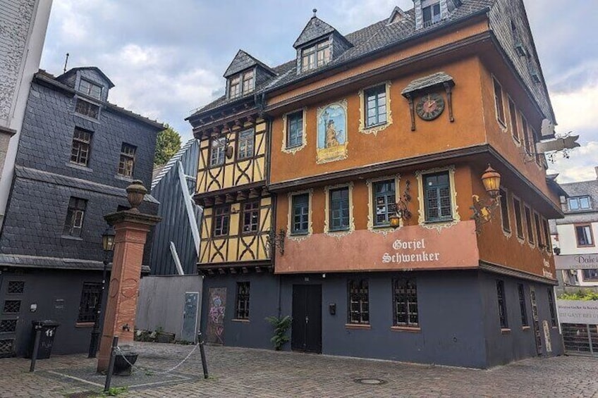Frankfurt: The Lost Waters of Alt-Sachsenhausen Exploration Game