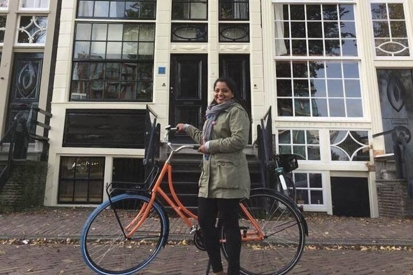 Discover Amsterdam: The Ultimate City Bike Tour