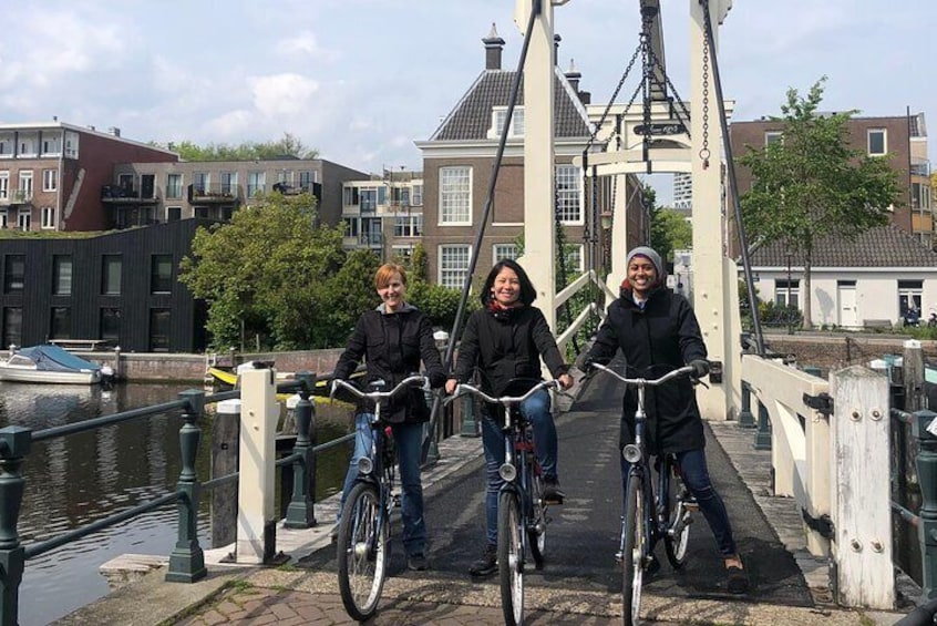 Discover Amsterdam: The Ultimate City Bike Tour