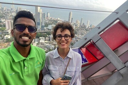 Colombo City Tour With Mahaweli