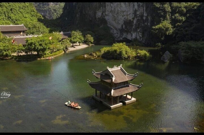 Luxurious Ninh Binh Day Tour -Small Group: Bich Dong and Trang An