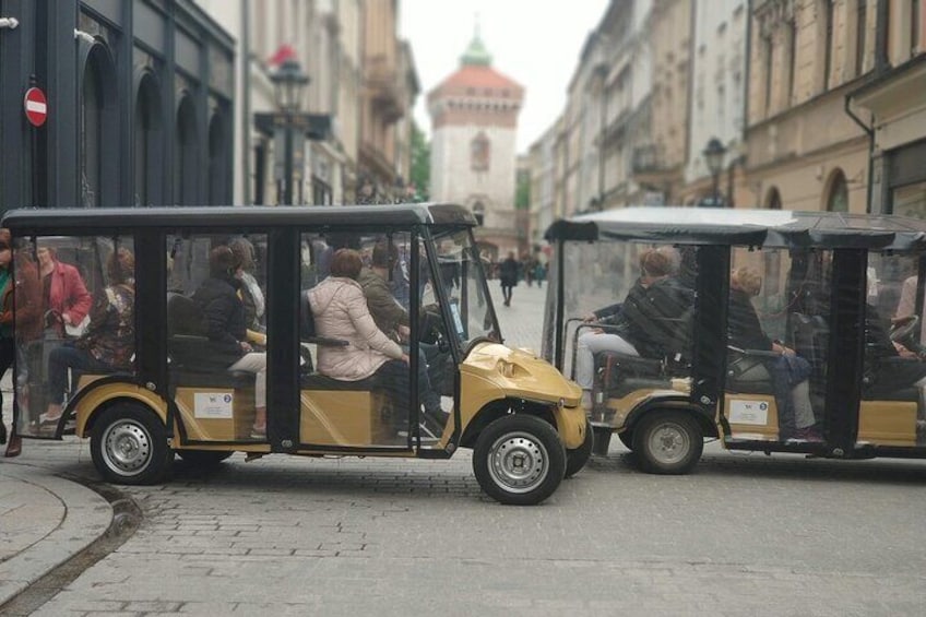 Old Town Sightseeing Group Tour by Electric Golf Cart in Krakow