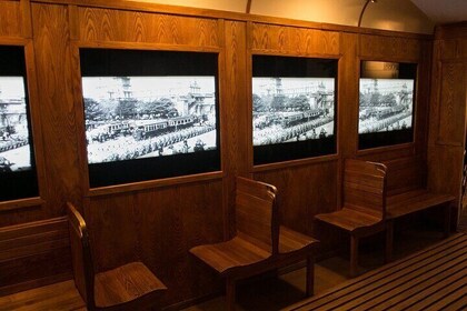 Jewish Quarter Tour by Golf Cart and Schindler's Museum in Krakow