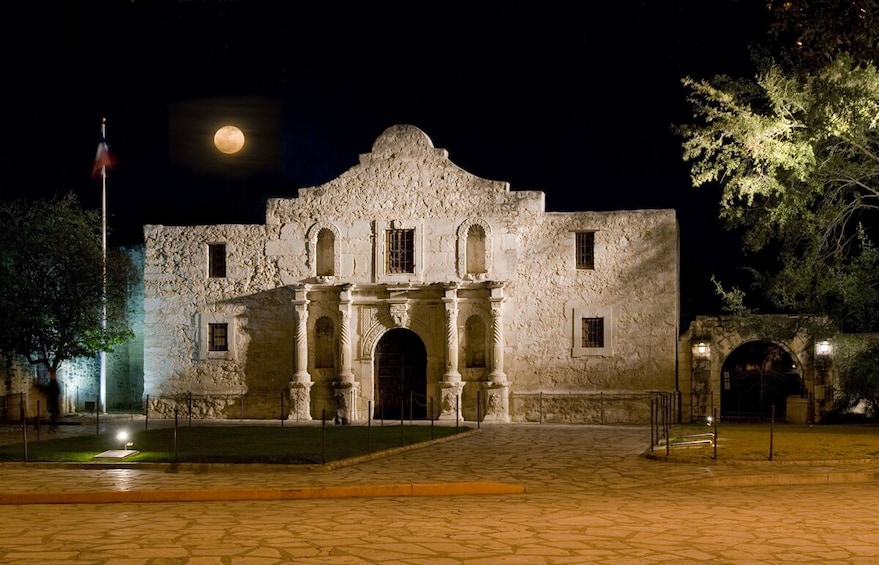 Scenic San Antonio Night Tour