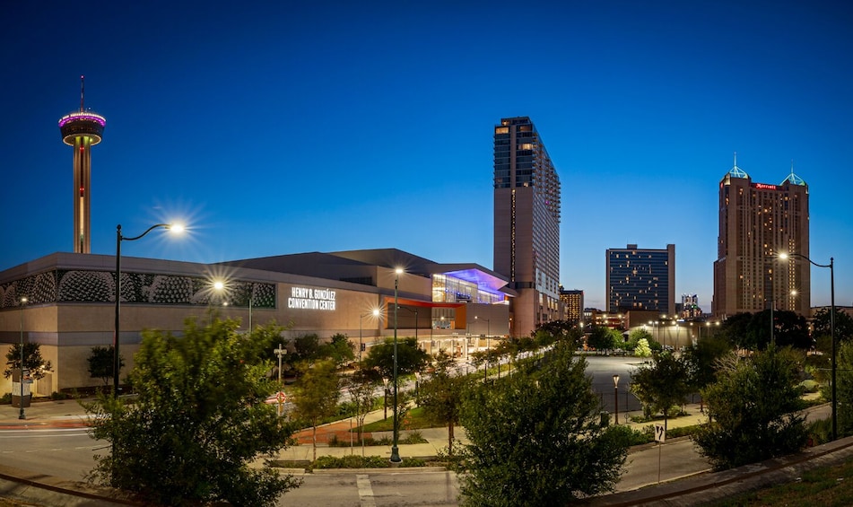 Scenic San Antonio Night Tour