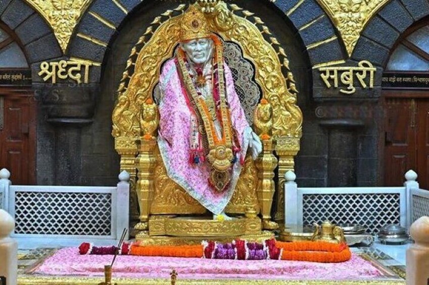 Shirdi Skip Line guaranteed VIP Darshan