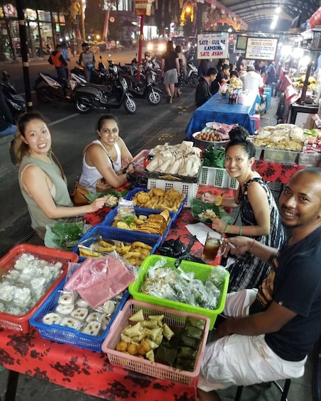 Local Balinese Culinary at Night Market and Authentic Souvenir