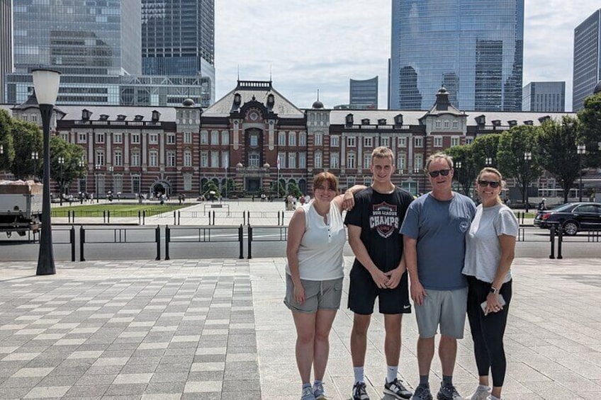 Tokyo 3-Hour Guided E-bike Cycling Tour of the City's Hidden Gems