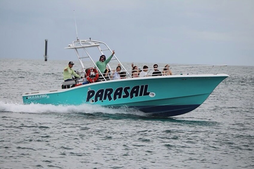 Experience Miami Parasailing Fun Fly High Feel Free