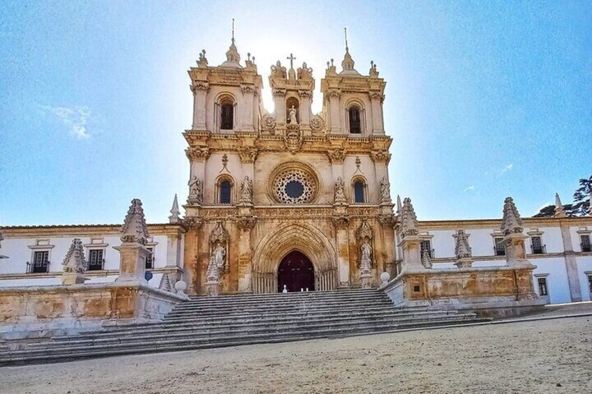 UNESCO Private Tour in Tomar Batalha and Alcobaça