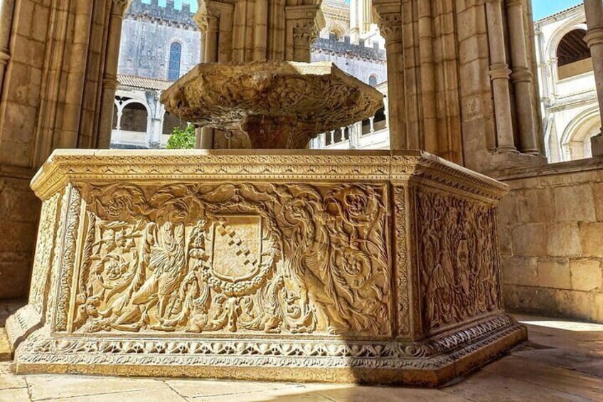 UNESCO Private Tour in Tomar Batalha and Alcobaça