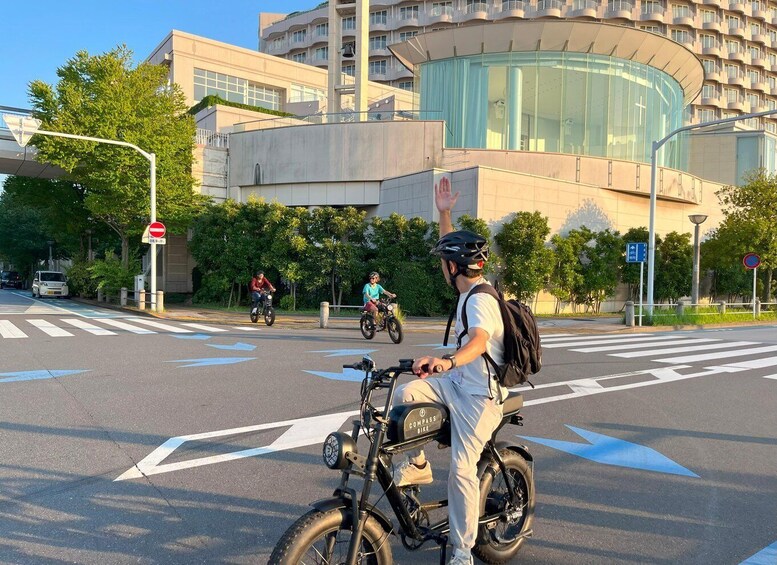 Picture 22 for Activity Tokyo: 3-hour Guided E-Bike Tour of the City's Hidden Gems