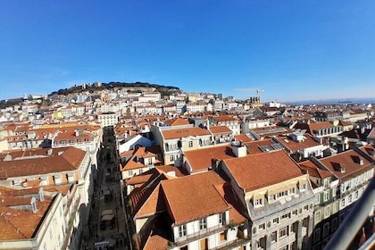 Private Tuk Tuk Tour to Lisbon Old Town