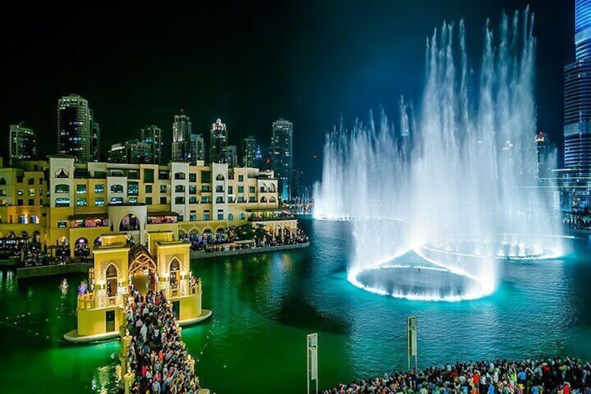 Dubai Fountain Show