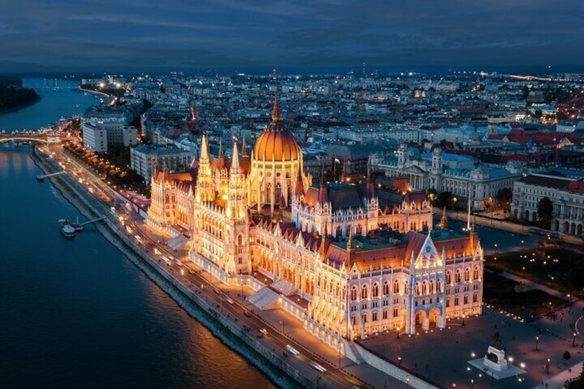 Private Tour from Bratislava to Budapest half day of Sightseeing