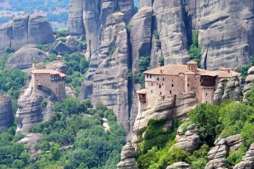 Meteora Monasteries and Ancient Caves Private Tour