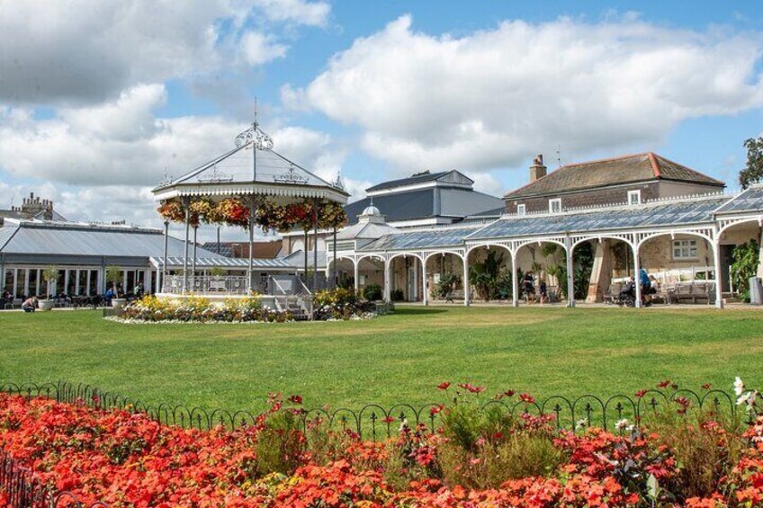 Mindful Photo Walk at Princess Pavilion & Gyllyngdune Gardens