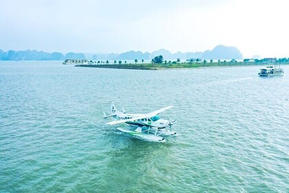 Halong Bay Seaplane and Luxury Cruise: Stunning Views of the Bay