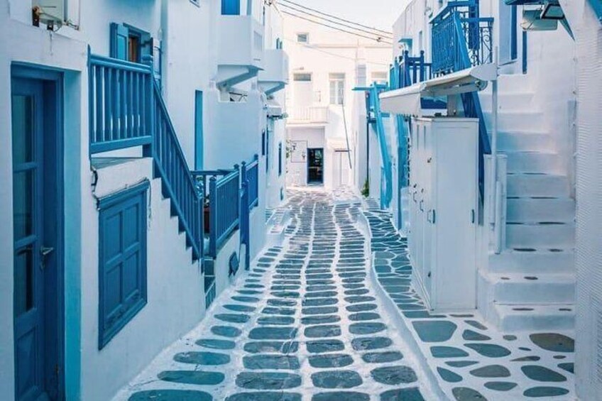 Mykonos old Town streets