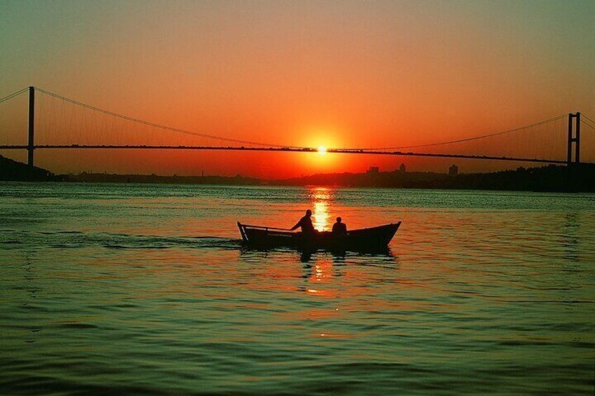 Istanbul Sunset Cruise on the Bosphorus with Yatch