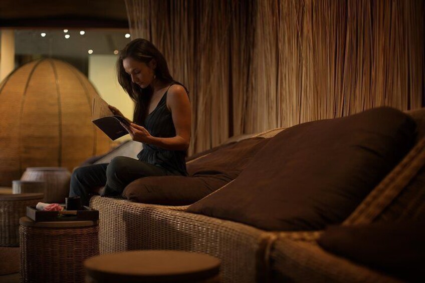 Head, Back and Shoulder Massage in Phnom Penh