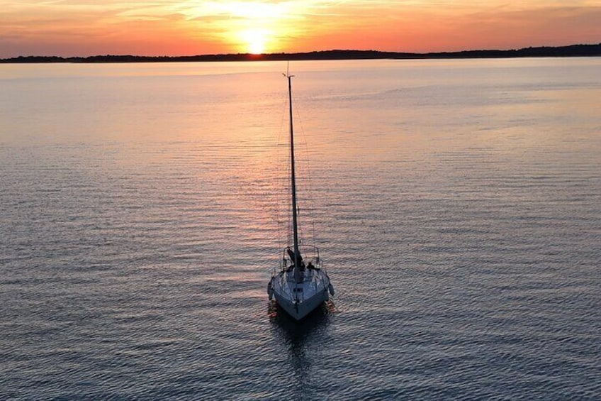 3 Hour Sunset Sailing Tour in Pula