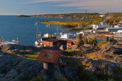 City and Culture Tour of Yellowknife