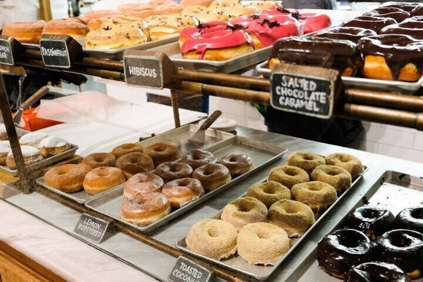 Union Square Donut Adventure and Walking Food Tour