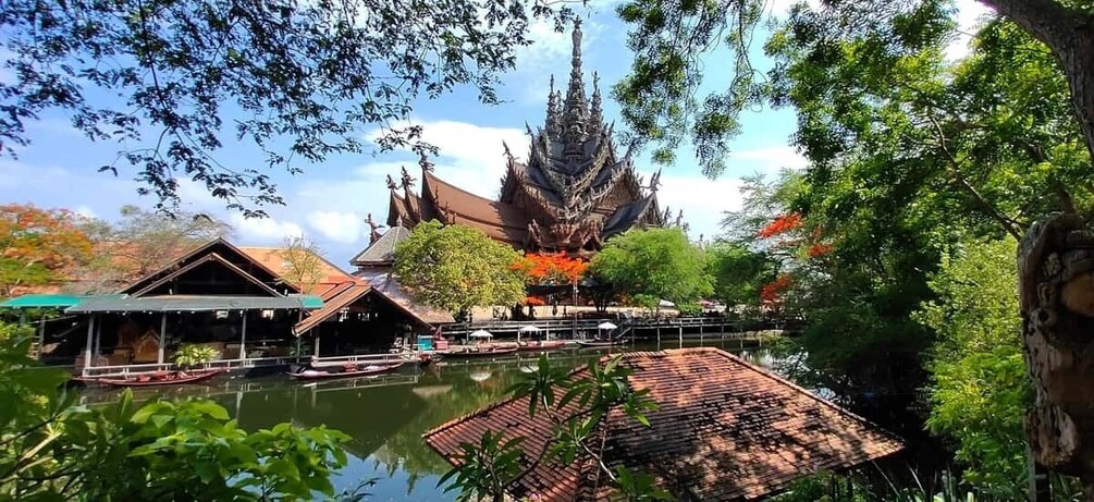 Pattaya: The Sanctuary of Truth Discounted Admission Ticket