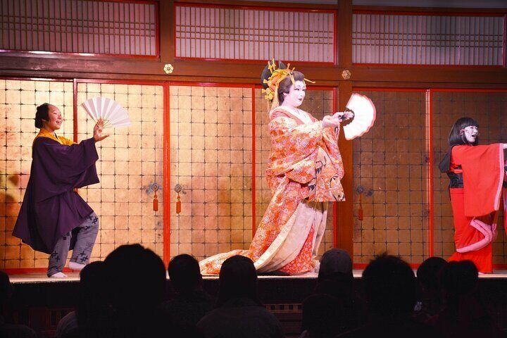 8 Hours Private Tour in Noboribetsu from Muroran by Car