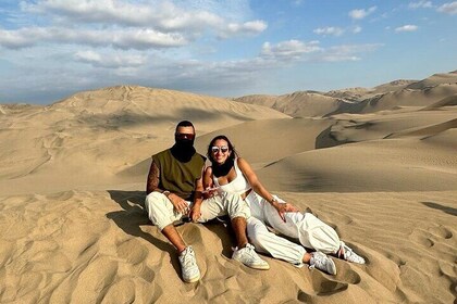 Enjoy, live and travel - Paracas and Huacachina from Lima.