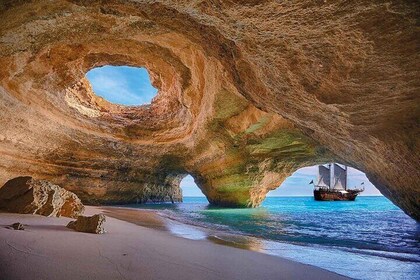 Day trip to Algarve, Benagil Cave,Portimão from Lisbon